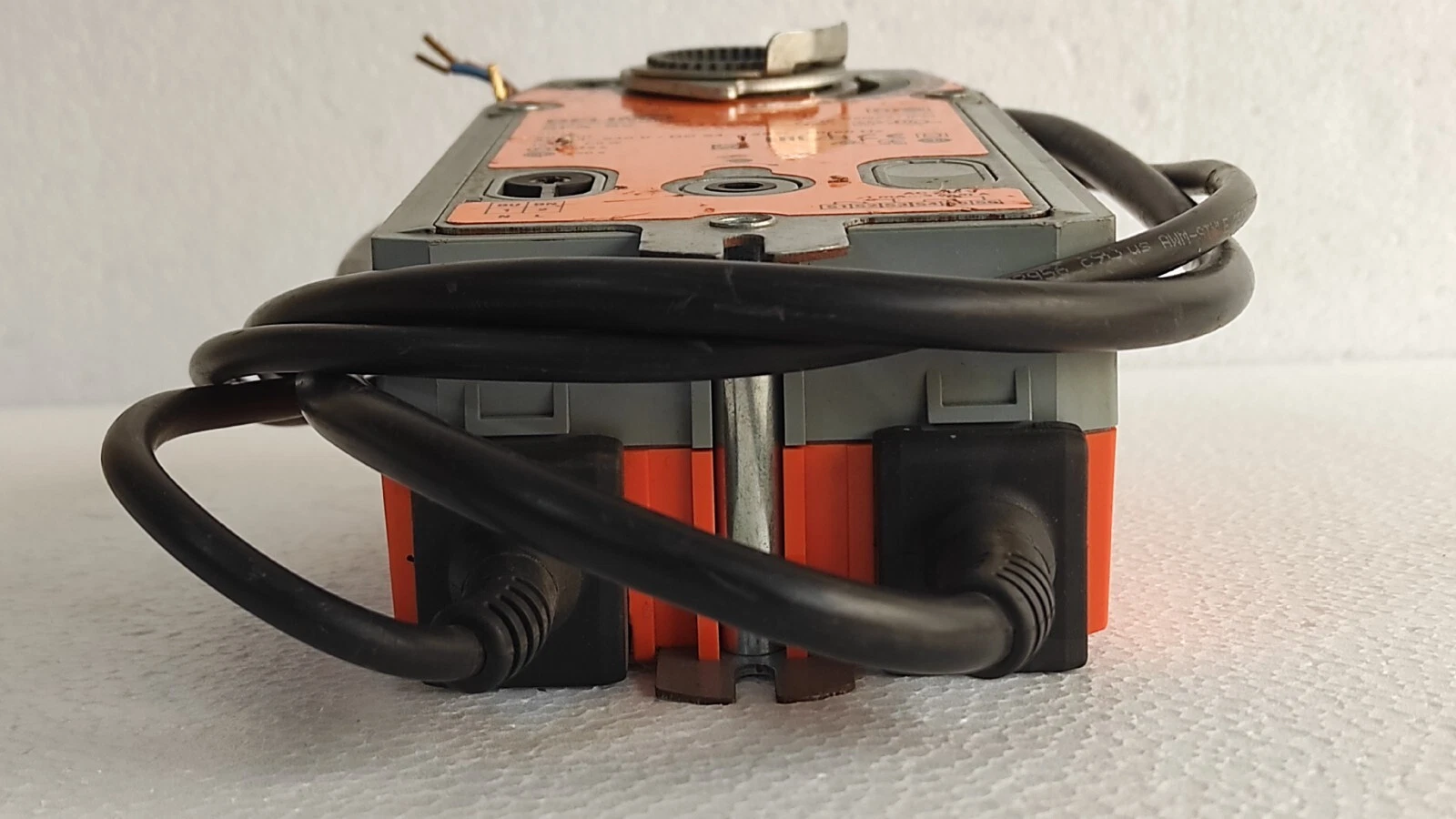 admin/uploads/uploads/Belimo smoke dampers  Spring-return actuator_5.webp